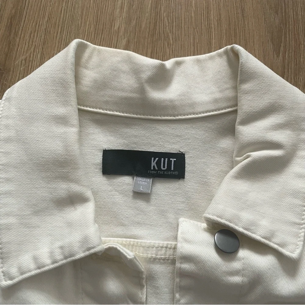 Kut from the Kloth Women’s Cream Denim Jacket size large - Picture 2 of 5